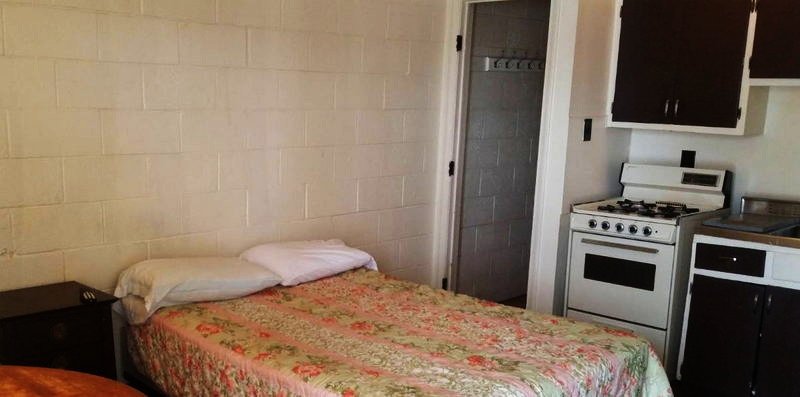 Starlite Motel (Skipper Motel) - From Web Listing (newer photo)